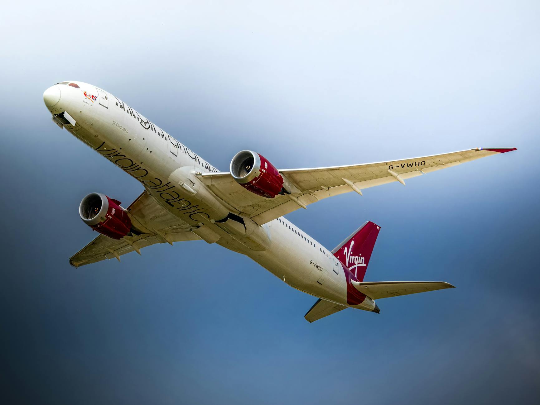 Avión de Virgin Atlantic en vuelo transatlántico