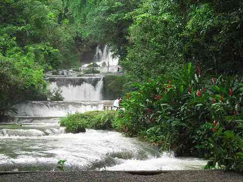 Bellas cascadas en Jamaica