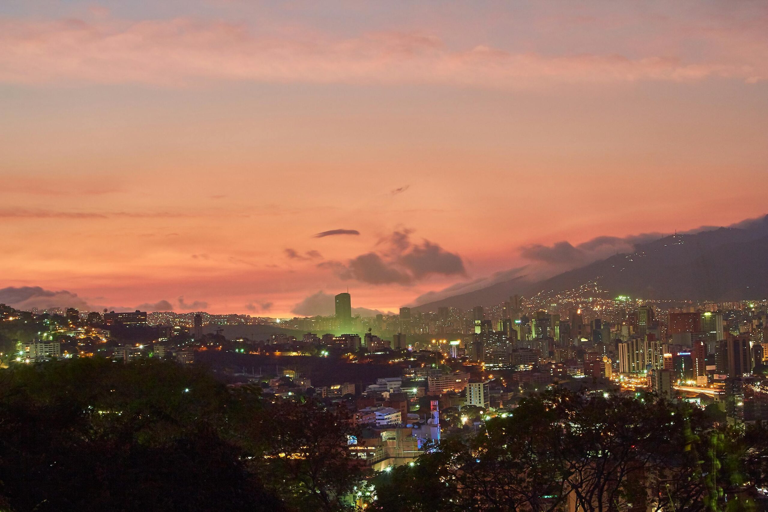 Zona horaria de Venezuela: UTC-4 y diferencia con España 1 Caracas Venezuela vista panoramica zona horaria UTC-4