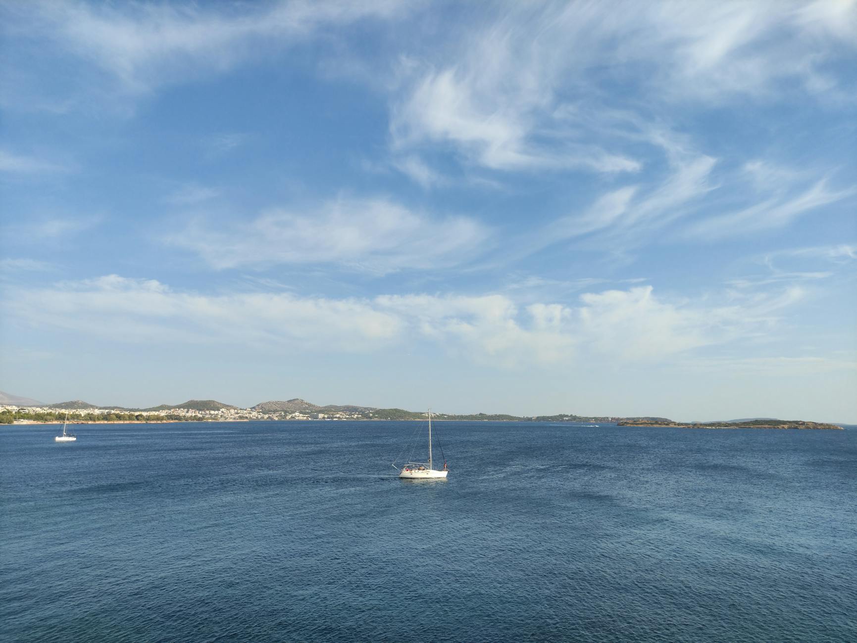 Navegar por Grecia: guía para recorrer el Egeo en velero o crucero 1 Islas griegas del Egeo vistas desde el mar