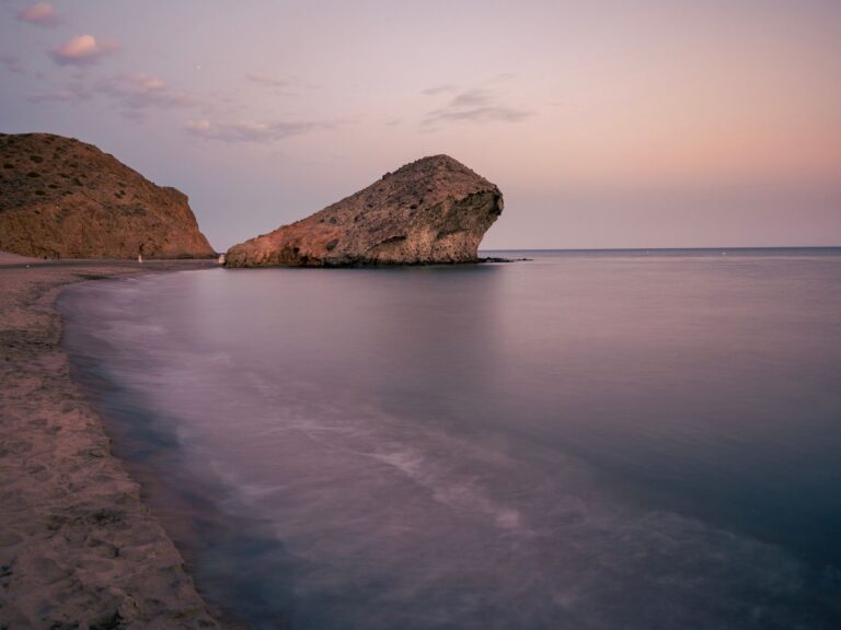 Home Elementor 5 Costa de Almería con playa mediterranea y aguas turquesas