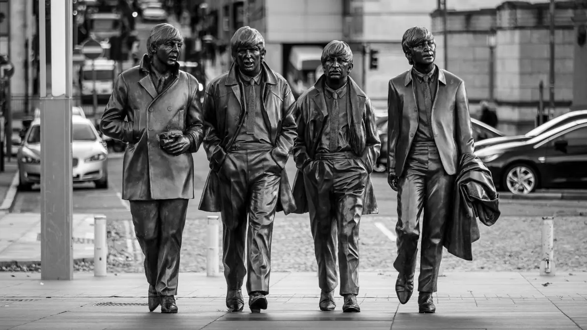 Mathew Street Liverpool, la calle donde está el Cavern Club y el Hard Days Night Hotel