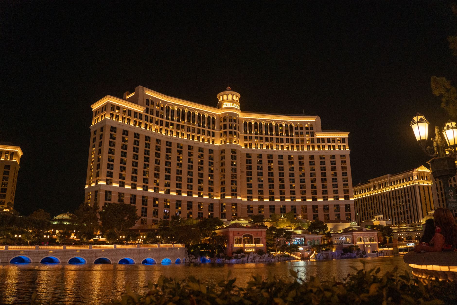 El Strip de Las Vegas por la noche con los grandes hoteles iluminados