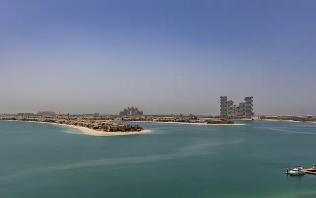 Vista aérea de las islas artificiales de Palm Jumeirah en Dubái