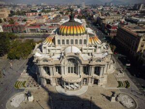 Vista aérea del Palacio de Bellas Artes en Ciudad de México