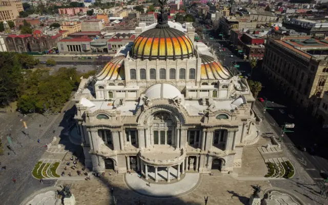 Vista aérea del Palacio de Bellas Artes en Ciudad de México