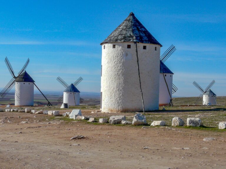 Home Elementor 4 Molinos de viento de Campo de Criptana, en la ruta del Quijote junto a Alcázar de San Juan