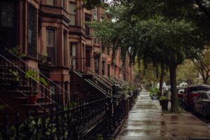 Home Elementor 26 Calle con casas brownstone en el West Village de Nueva York