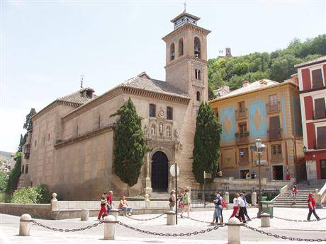 El Paseo de los Tristes, en Granada 2