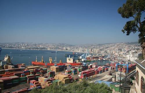 Valparaíso en Chile entre cerros y mar