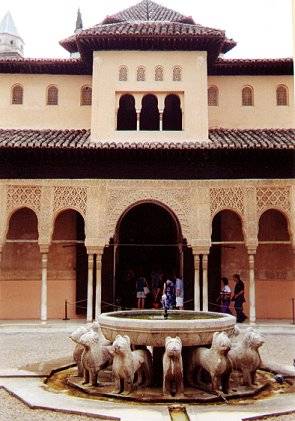 Visitar Granada y el Patio de Los Leones 1