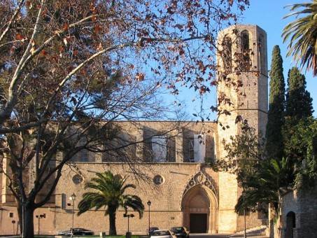monasterio de pedralbes barcelona