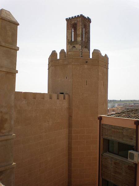 Monumentos del mundo Torre Espantaperros en Badajoz España