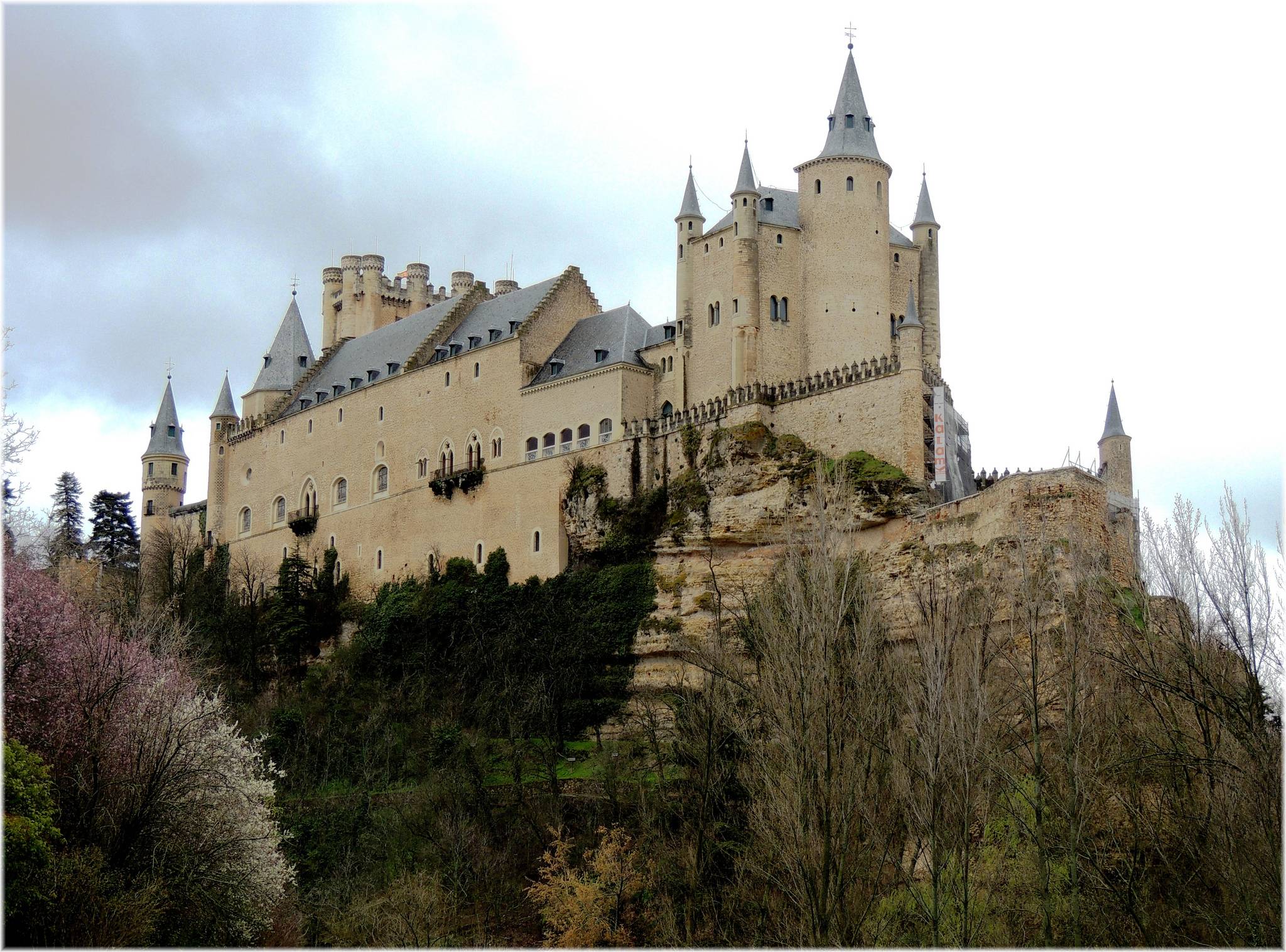 Los 4 castillos más bellos del mundo - Alcázar de Segovia