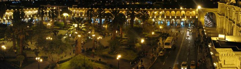 visitar arequipa_plaza de noche