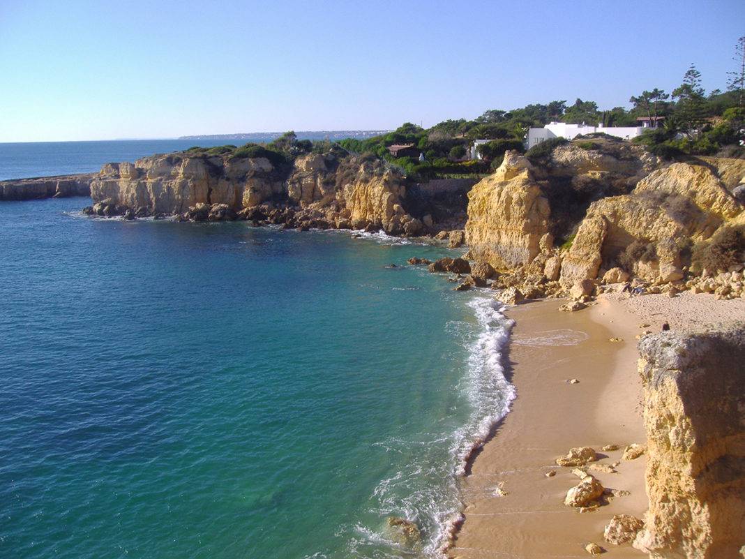las-15-mejores-playas-del-algarve-portugu-s-vivir-en-el-mundo