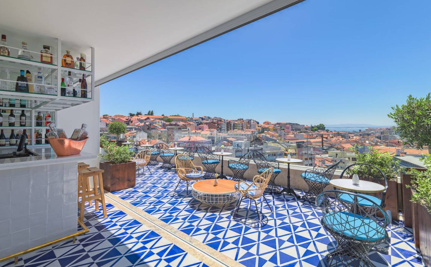 Descubre las siete mejores terrazas de Lisboa 3