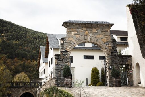 Angelats Hotel: un espacio de desconexión en pleno Pirineo Catalán 1
