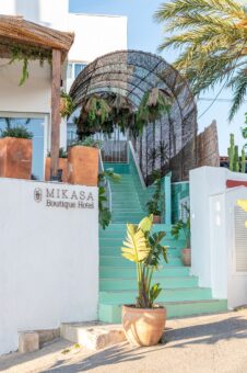 Mikasa, tranquilidad y privacidad para disfrutar de Ibiza 2