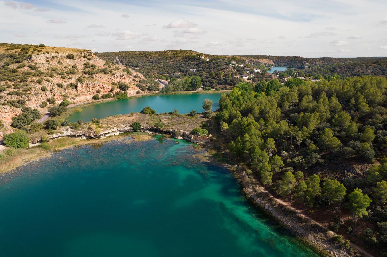 Los 10 lagos más bonitos de España para visitar en el mes de noviembre 9