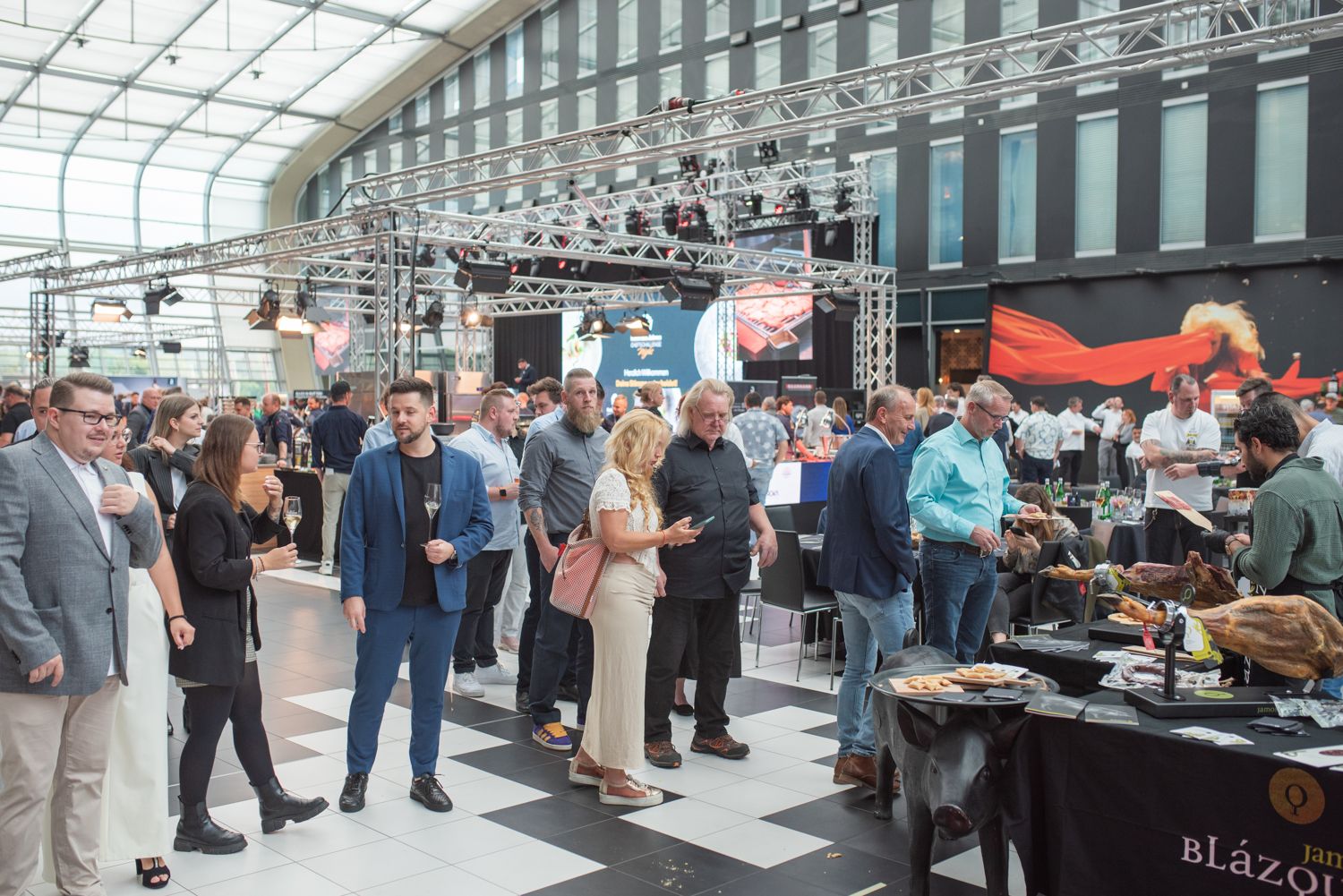 Elena Digital López