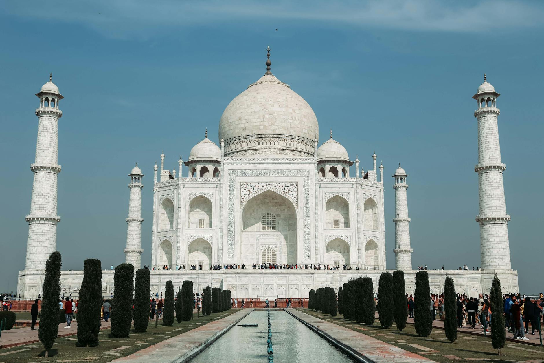 Fachada del Taj Mahal, mausoleo nacional de la India